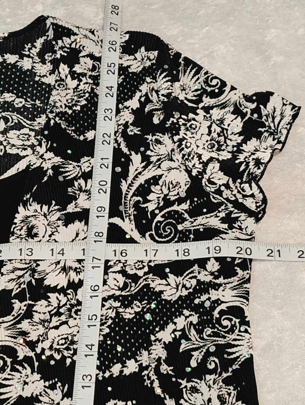 Brittany Black Short Sleeve Black & White Floral Open-Front & Tank Top Size L - Picture 5 of 11